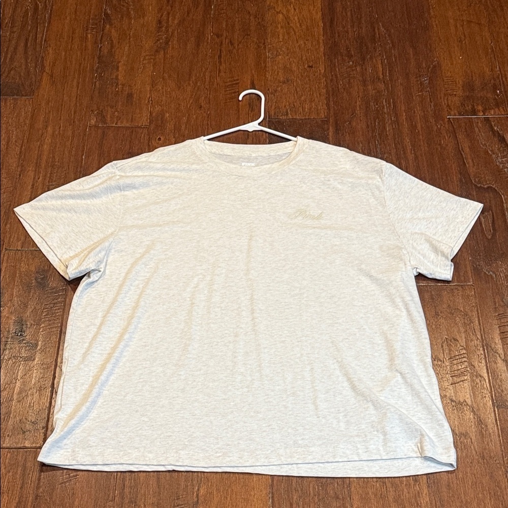 New! XL PINK VS Light Grayish Cream Short Sleeve Tee Sleep / Casual Wear